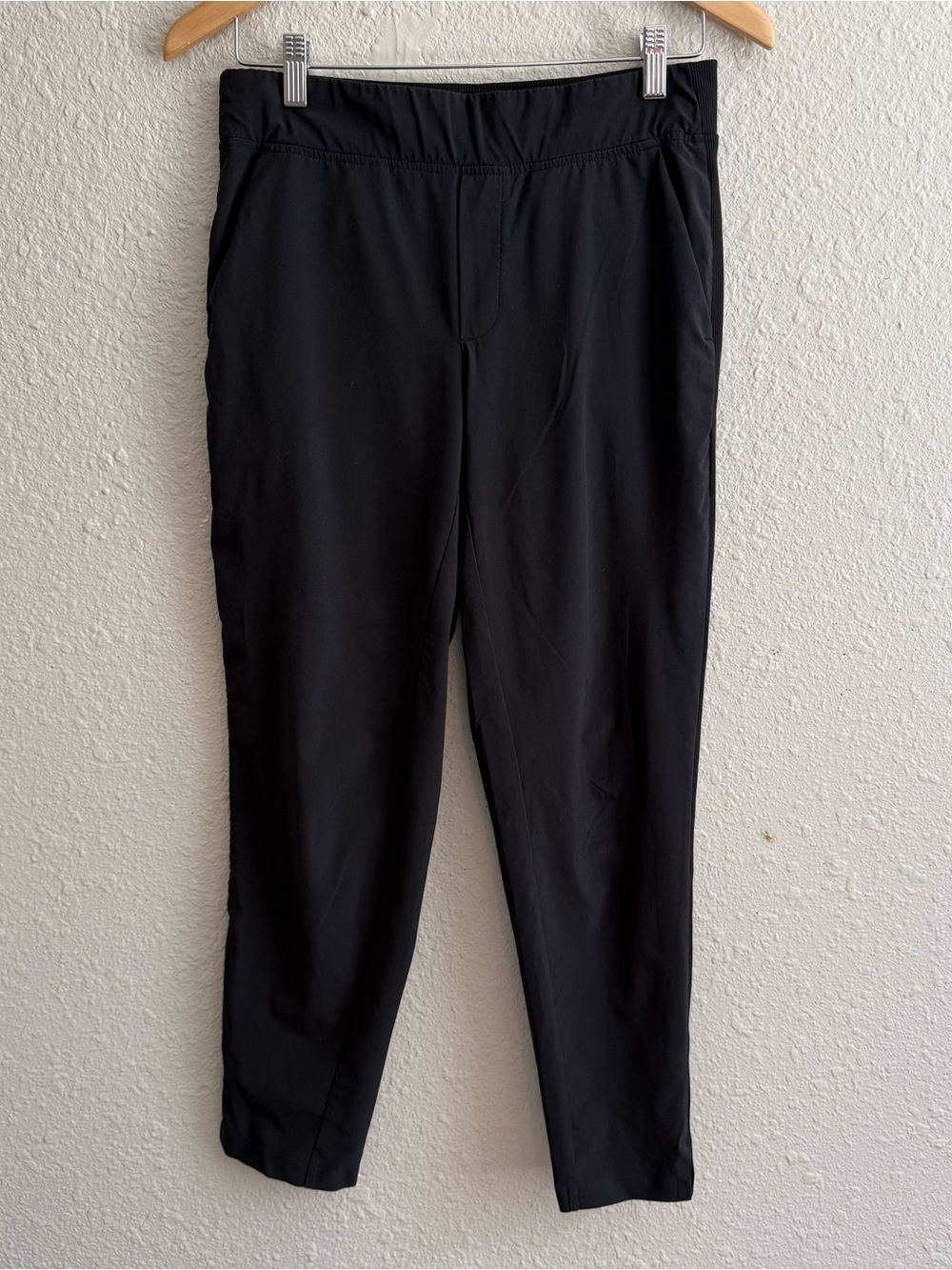 Athleta black Brooklyn ankle pant size 4